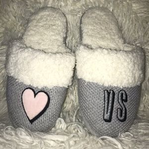 VS slippers